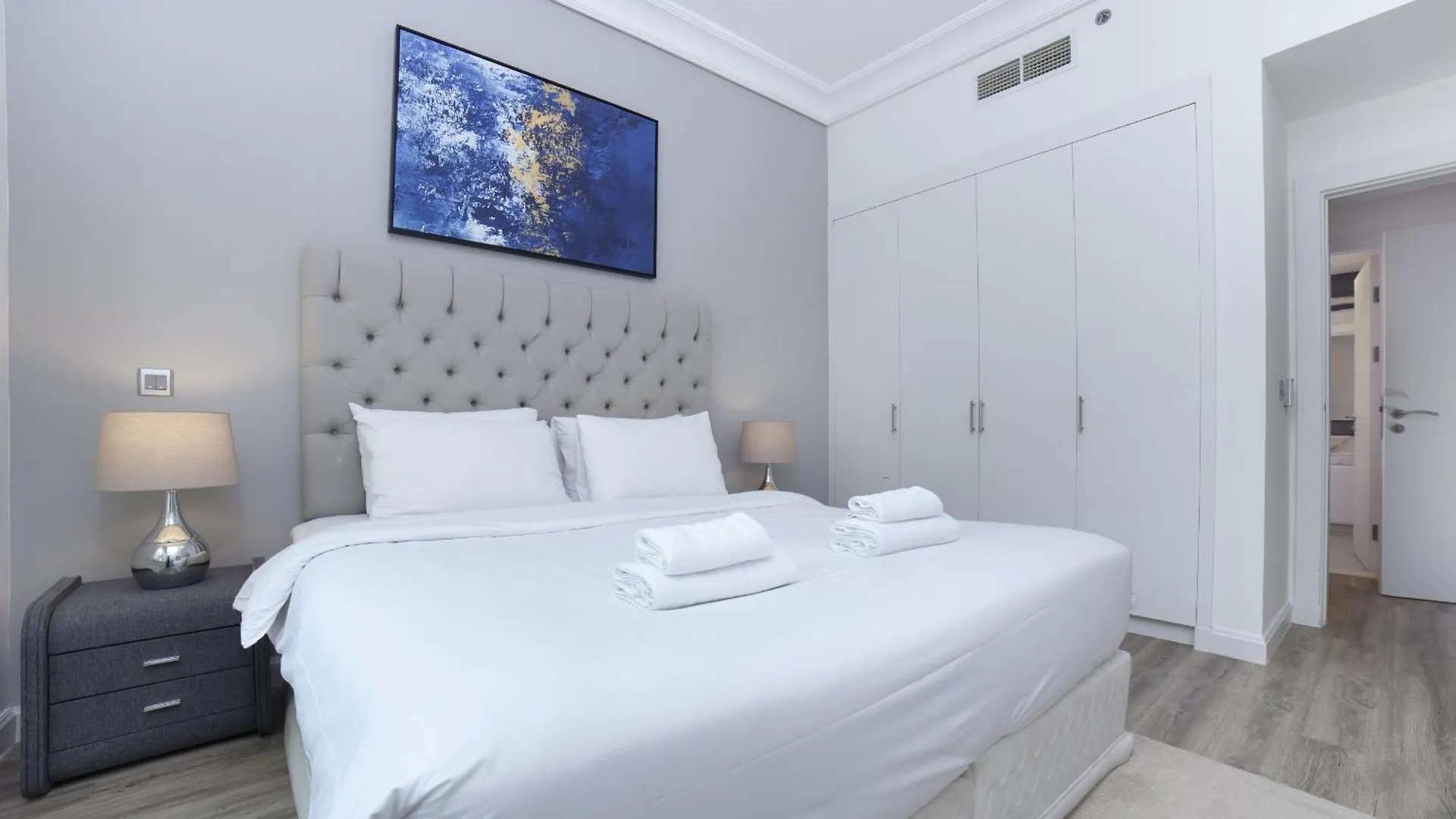 Lux Living On Palm Jumeirah With Pool & Beach Access Dubai Lägenhet